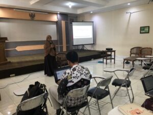 Workshop Review Kurikulum D3 Keperawatan FIKES Tahun 2023